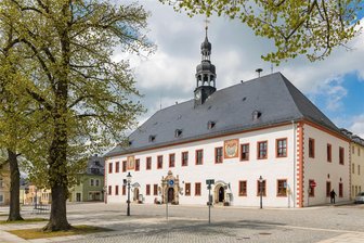Personalkosten, Investitionen, Finanzausgleich: Marienberg justiert den Haushalt nach und geht dabei an die Rücklagen - Im Marienberger Rathaus musste ein Nachtrag für den aktuellen Haushaltsplan erarbeitet werden. Das Dokument wurde in der jüngsten Stadtratssitzung beschlossen.