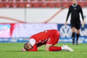 Personalsorgen beim FSV Zwickau: Spiel der Schwäne abgesagt - Arg gebeutelt wird derzeit die Regionalligamannschaft des FSV Zwickau: Eine Grippewelle und reihenweise Verletzte haben die Reihen der Schwäne ausgedünnt. Foto: PicturePoint