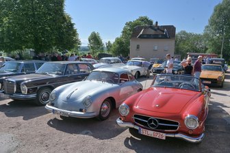 Peter Maffay, Bierfest oder Oldtimer-Treff? Das und mehr geht am Wochenende im Erzgebirge - Zum Oldtimer-Treff in der „Alten Ziegelei“ Niederwürschnitz werden mehr als 100 Fahrzeuge erwartet.