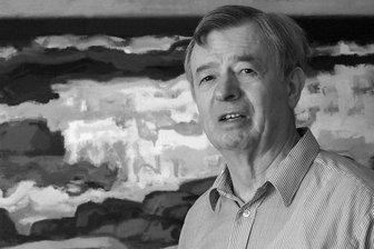 Peter Schettler: Abschied von einem leisen Rebell - Peter Schettler 2019 in einer seiner Ausstellungen in der Galerie Weise, die den Künstler über viele Jahre kontinuierlich vertrat.