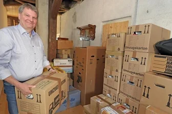 Pfarrer Loderstädt zieht noch einmal um - Pfarrer Karsten Loderstädt ist noch dabei, die letzten Umzugskartons auszupacken. 
