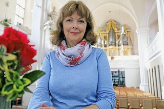 Pfarrerstochter mit Esprit für die Jugend: Eine Gemeindepädagogin aus Freiberg erzählt - Nach mehr als vierzig Jahren Tätigkeit ist Katharina Thiele, Gemeindepädagogin in der Kirchgemeinde Petri-Johannis Freiberg, Anfang August in den Ruhestand gegangen.