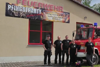 Pfingst-Party: Die Feuerwehr Unterheinsdorf lässt‘s ordentlich krachen - Wenn die Feuerwehr Unterheinsdorf einlädt, dann geht auch die Post ab.