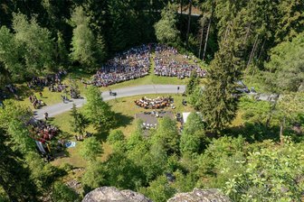 Pfingstsingen am Beerheider Röthelstein geht in 71. Auflage - Zum 71. Mal findet am Sonntag das Pfingstsingen am Röthelstein statt.