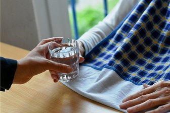Pflegebevollmächtigter nach Mindestlohn-Urteil: "24-Stunden-Betreuung muss Megathema für Politik werden" - Pflegebedürftige werden in Deutschland oft von Hilfskräften aus Osteuropa betreut. Diesen steht auch für Bereitschaftszeiten Mindestlohn zu, wie jetzt das Bundesarbeitsgericht urteilte.