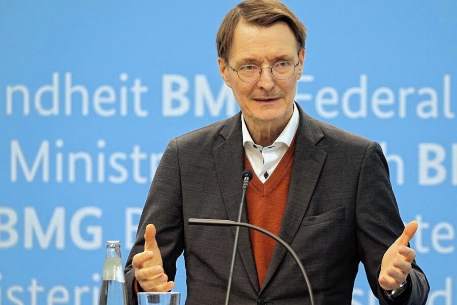 Pflegekassen stehen unter enormem Finanzdruck - Karl Lauterbach - Bundesgesundheitsminister