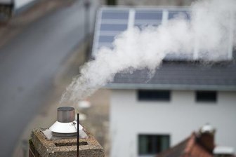 Pilotstudie im Erzgebirge: Öfen verursachen mehr Ruß als Autos -