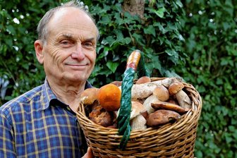 Pilzvergiftung: Experte wird zu zwei Fällen ins Auer Krankenhaus gerufen - Pilzberater Frank Demmler.