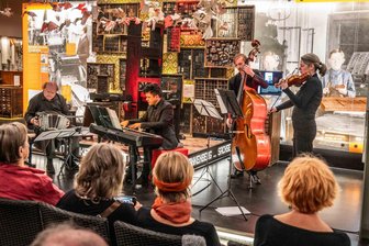 Pioniertöne aus Sachsen: Frankenberg feiert das Bandoneon und seine Erfinder - Tangoensemble