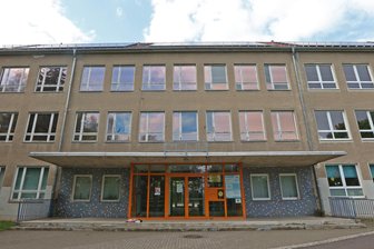 Pläne für Neubau verworfen: Zwickau plant jetzt doch Sanierung der Rudolf-Weiß-Schule - Die Rudolf-Weiß-Schule in Marienthal soll nun doch erhalten und saniert werden.