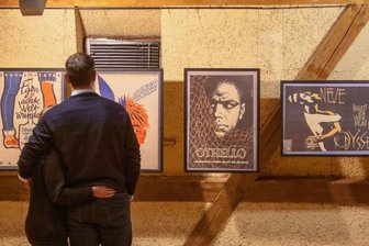 Plakatschau im Malzhaus zeigt Werbung aus der DDR - Die erste Präsentation des Jahres 2023 widmet der Plauener Kunstverein einer sächsischen Legende: Günter Schmitz, Maler und Gebrauchsgrafiker. 