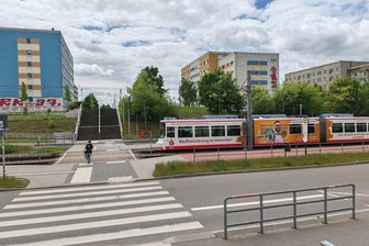 Plauderbank in Zwickau soll Nachbarschaft stärken - Im Stadtteil Eckersbach soll eine Plauderbank nachbarschaftliche Gespräche fördern.