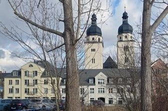 Plauen hatte einst zwei Topfmärkte - Vom Topfmarkt blickt man auf die Johanniskirche.