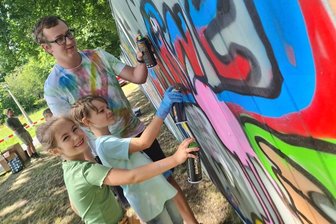 Plauen: Kultur im Park vor hunderten Besuchern eröffnet - 