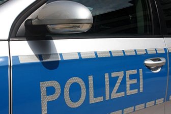 Plauen: Rentner fährt Fußgänger an - und bekommt davon nichts mit - 