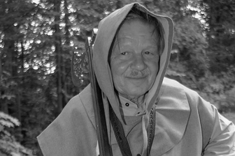 Plauener Bergknappen trauern um ehemaligen Schatzmeister - Bergmann Wilfried Meinel im Habit der Bergleute um 1542.