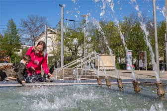 Plauener Brunnen sprudeln wieder - Auch der Brunnen am Nonnenturm konnte wieder in Betrieb genommen werden.