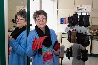 Plauener Fachgeschäft muss nach 87 Jahren schließen: Potenzielle Nachfolger sagen wegen Corona ab - Monika Mühle hat nach dem Ausverkauf ihr Lederwaren-Fachgeschäft geschlossen.