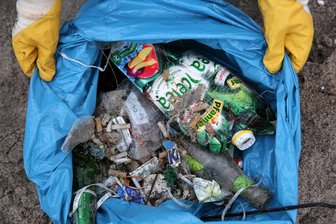 Plauener Naturfreunde rufen für Freitag zur großen Müllsammelaktion auf - Die Plauener Naturfreunde wollen am Freitag Plauener Erholungsgebiete von Müll befreien.