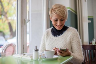 Plauener Rathaus setzt auf die Kita-App - Übers Smartphone informiert darüber sein, was es Neues aus der Kita gibt - das funktioniert mit einer App.