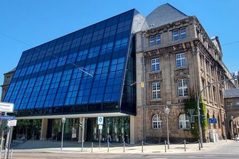 Plauener Rathausmitarbeiter ziehen um: Was Bürger jetzt beachten müssen - Im Plauener Rathaus steht ein Umzug bevor.