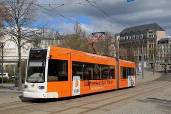 Plauener Straßenbahn fährt Betrieb weiter herunter - Da sich die Nachfrage durch Corona-Einschränkungen des öffentlichen Lebens und der Schulschließungen verringert, fahren die Straßenbahnen in Plauen ab Samstag nach einem Sonderfahrplan.