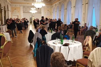 Plauener tanzen Tango in Mariánské Lázně - Tangotänzer aus Deutschland und Tschechien tanzten am Samstag in Mariánské Lázně.