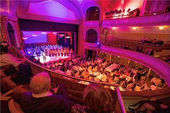 Plauener Theaterball erlebt Kostenexplosion - Im Februar fand der jüngste Plauener Theaterball statt.