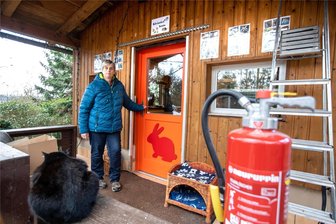 Plauener Tierheim entgeht haarscharf Brandkatastrophe - Der Schreck sitzt noch tief bei Tierheim-Chefin Antje Kausch und ihrem Team. Das Kleintierhaus entging nur knapp einer Katastrophe.