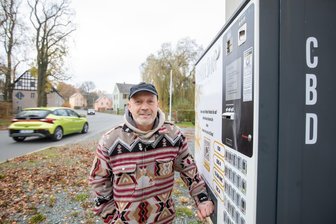 Plauener Unternehmer geht mit zwei Hanf-Automaten an den Start - darf er das? - Mathias Horn hat außer in Kauschwitz (an einem Haus nahe der „Hutznbrücke“) auch an der Alten Kaffeerösterei in Haselbrunn einen CBD-Automaten anbringen lassen.