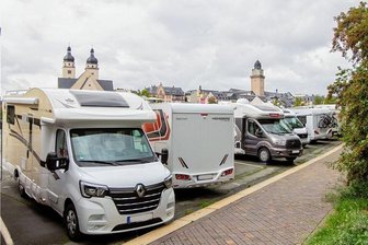 Plauener Wohnmobilstellplatz in der Innenstadt jetzt wieder kostenpflichtig - Für Wohnmobile gibt es in der Plauener Innenstadt kostenpflichtige Stellplätze.
