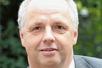 Plauens Chef der Berufsakademie fordert: Zukunft statt Rückblick - Professor Lutz Neumann, Direktor der Staatlichen Studienakademie in Plauen. Der vorgeschlagene Standort für das Zukunftszentrum befände sich direkt neben dem Campus der Akademie.