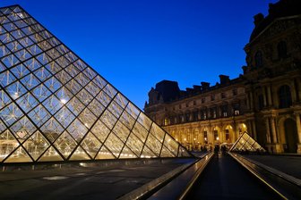 Plauens Rathauschef auf 24-Stunden-Dienstreise in Paris: Was hat das eigentlich gekostet, Herr Oberbürgermeister? - Nicht im Louvre, aber nah dran präsentieren sich Sachsen und das Vogtland derzeit.