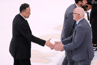 Playoff-Aus für Coach Sturm - Auch Stürmer Peterka draußen - Boston scheitert mit Trainer Marco Sturm an den Buffalo Sabres mit Coach Lindy Ruff.