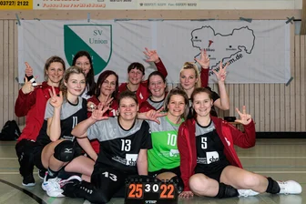 Plötzlich öffnet sich ein Hintertürchen: Milkauer Volleyballerinnen spielen um Aufstieg in die Sachsenklasse - Die Milkauer Volleyballerinnen spielen am Samstag in einem Dreier-Turnier um den Aufstieg in die Sachsenklasse.