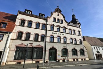 Pokal des Bürgermeisters im Blick: In Lunzenau rollt der Ball - In Lunzenau soll am Samstag der Ball rollen. Es geht um den Pokal des Bürgermeisters.