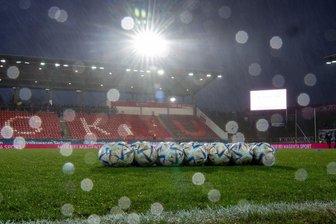 Pokalfinale: Polizei spricht von Spiel mit "hoher Brisanz" - Die beiden westsächsischen Vereine FSV Zwickau und FC Erzgebirge Aue treffen am Pfingstsamstag im Finalspiel des Sachsenpokals in der Zwickauer GGZ-Arena aufeinander. (Archivbild)