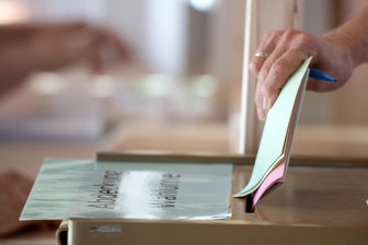 Politische Veränderung in Limbach-Oberfrohna: Ein FDP-Stadtrat geht, ein neuer kommt - Wechsel bei gewählten FDP-Stadträten in Limbach-Oberfrohna.