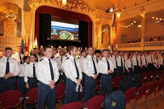 Polizei bekommt Verstärkung - Prüfung erfolgreich bestanden: Polizeimeisterinnen und Polizeimeister in Zwickau.