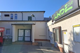 Polizei ermittelt nach Schlägerei vor einer Disko in Westsachsen - Besucher der Disko „Linde“ waren in der Nacht zum Sonntag in eine Schlägerei verwickelt.