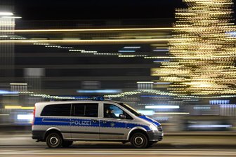 Polizei kontrolliert Coronaregeln in Chemnitzer Innenstadt -