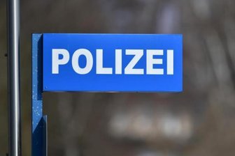 Polizei löst Zusammenkunft an unerlaubtem Imbisswagen auf - Ein unerlaubt betriebener Imbisswagen im Schwarzenberger Ortsteil Bermsgrün hat am Sonntagnachmittag die Polizei auf den Plan gerufen.