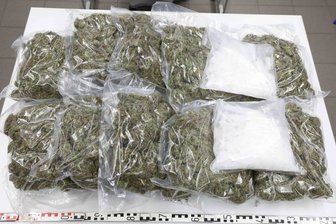 Polizei stellt mehrere Kilogramm Drogen an der A 72 sicher - 