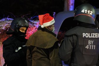 Polizei stoppt Corona-Protest-Versuch in Zwönitz -