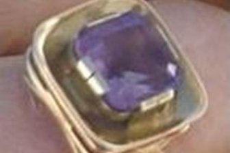 Polizei sucht mit Bildern nach Diebesgut - Goldener Damenring mit Amethyst