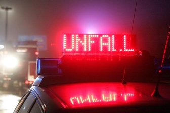 Polizei sucht nach Unfallflucht in Plauen Zeugen -