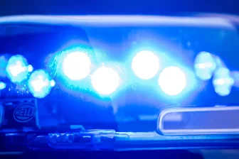 Polizei sucht Zeugen zu Gewalttat im Chemnitzer Zentrum - Die Polizei sucht Zeugen einer Gewalttat am Montagabend in der Chemnitzer Innenstadt.