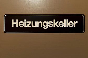 Polizei warnt im Vogtland vor Heizöl-Betrugsmasche - Erst als der Liefertermin für das Heizöl verstrich, wurde eine Frau misstrauisch.