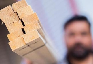 Polizei warnt vor kriminellen Handwerkern in Zwickau und Vogtland - Kriminelle Handwerker setzen häufig Verträge zu überzogenen Preisen an.