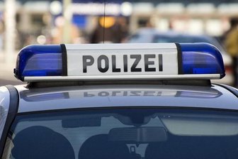 Polizei zählt zehn PKW-Einbrüche am Wochenende -
